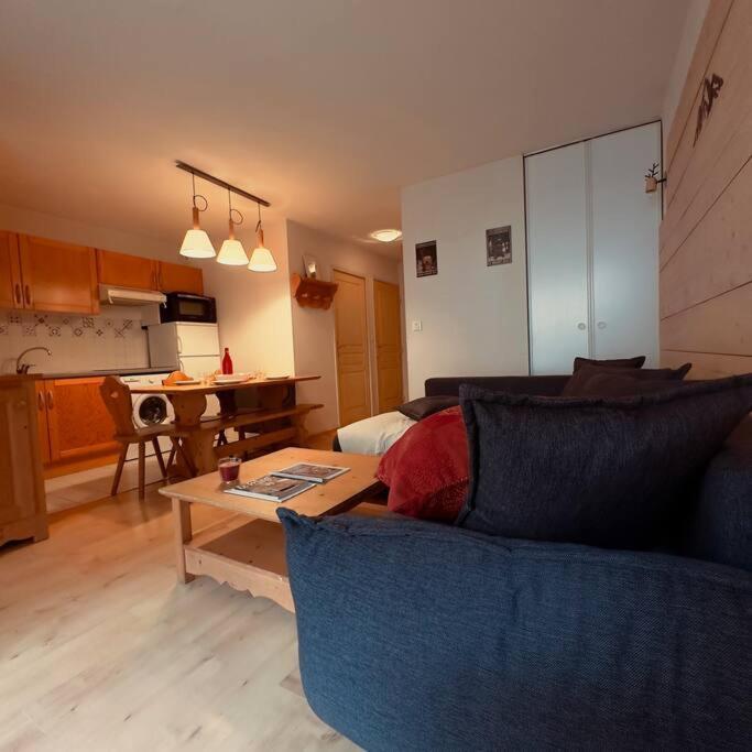 Le Nid D'Aran Apartment Bagneres-de-Luchon ภายนอก รูปภาพ